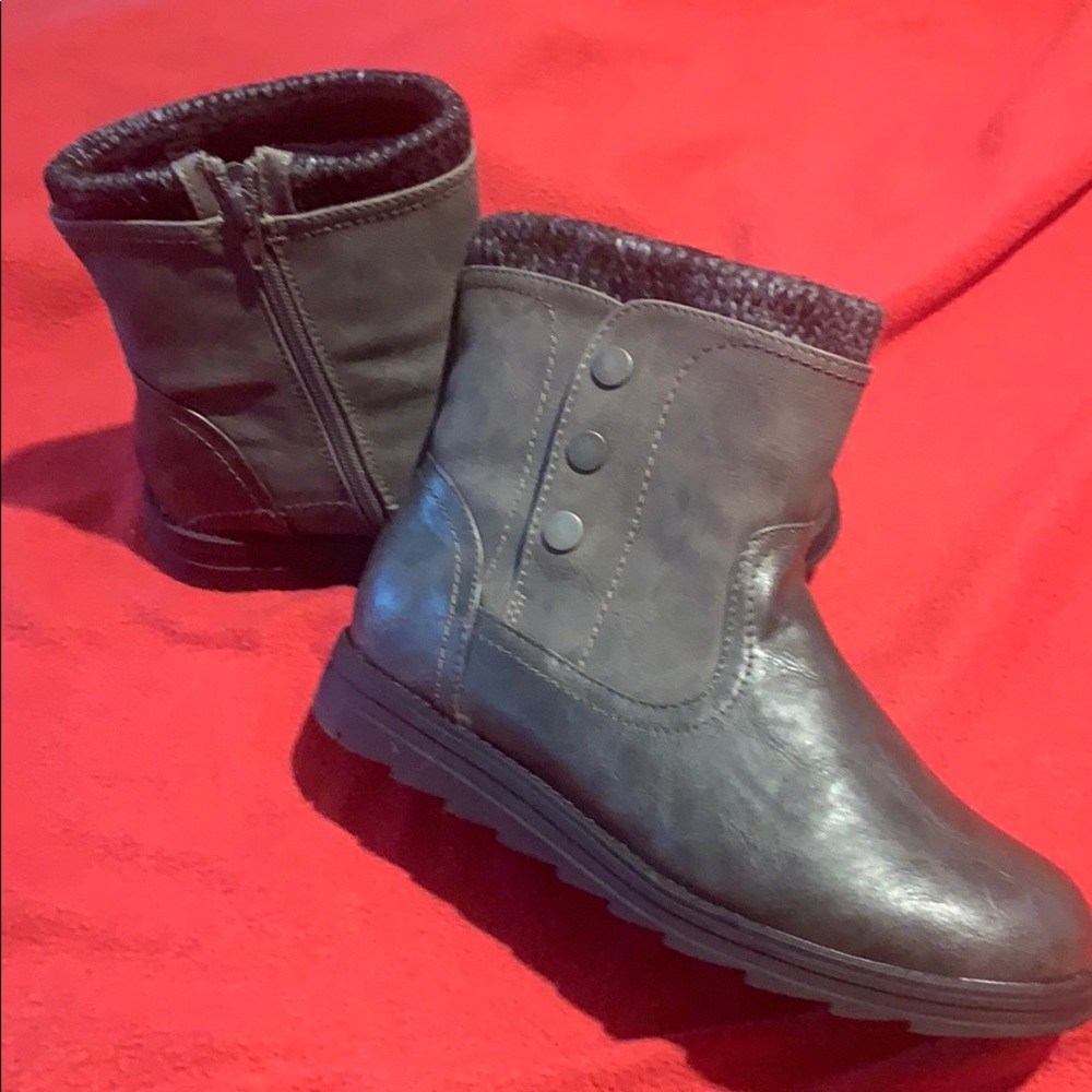 Short boot